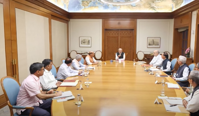 On April 23, a cabinet meeting on security matters was held at the PM's residence. The meeting lasted for two and a half hours
