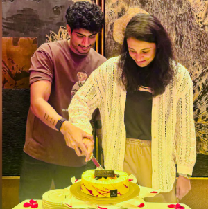 What is the net worth of Palash Muchhal?